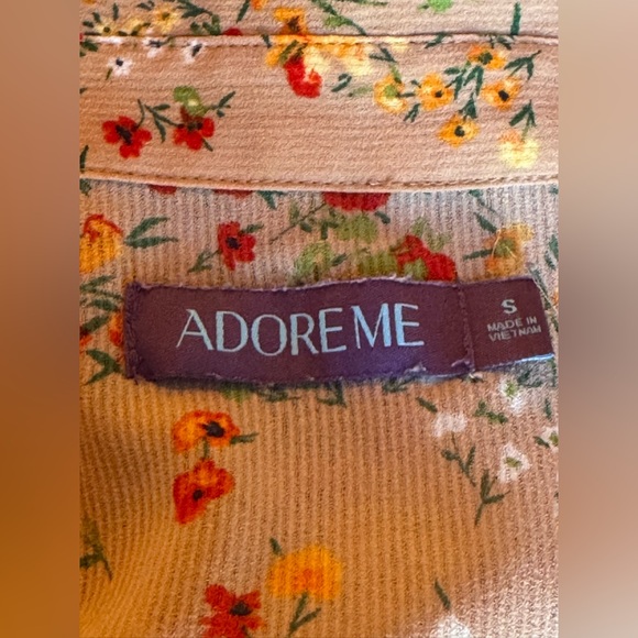 Adore Me Floral Button-Down Shirt - Beige and Red Small - Picture 7 of 7